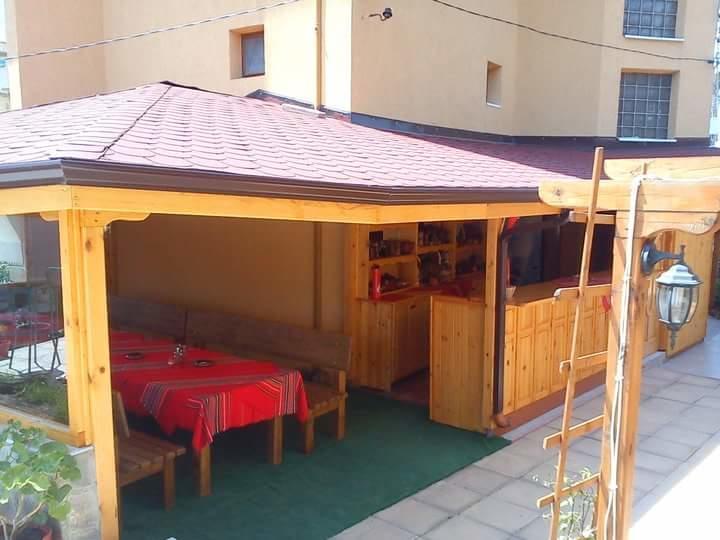 Guest House Nash Dom Kavarna Exterior foto